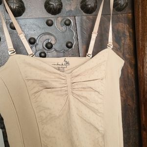 New never used shaper. Color: nude. SIZE: m/l.